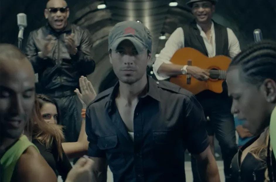 LAS MEJORES 20 CANCIONES EN ESPAÑOL PARA PONERSE FELIZ