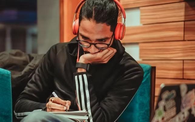 PRODUCTIVIDAD Y MÚSICA: ¿QUÉ CANCIONES AYUDAN A CONCENTRARTE MEJOR?
