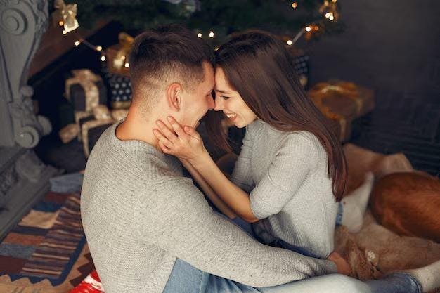 CANCIONES QUE NOS HAN HECHO CREER (O NO) EN EL ROMANCE
