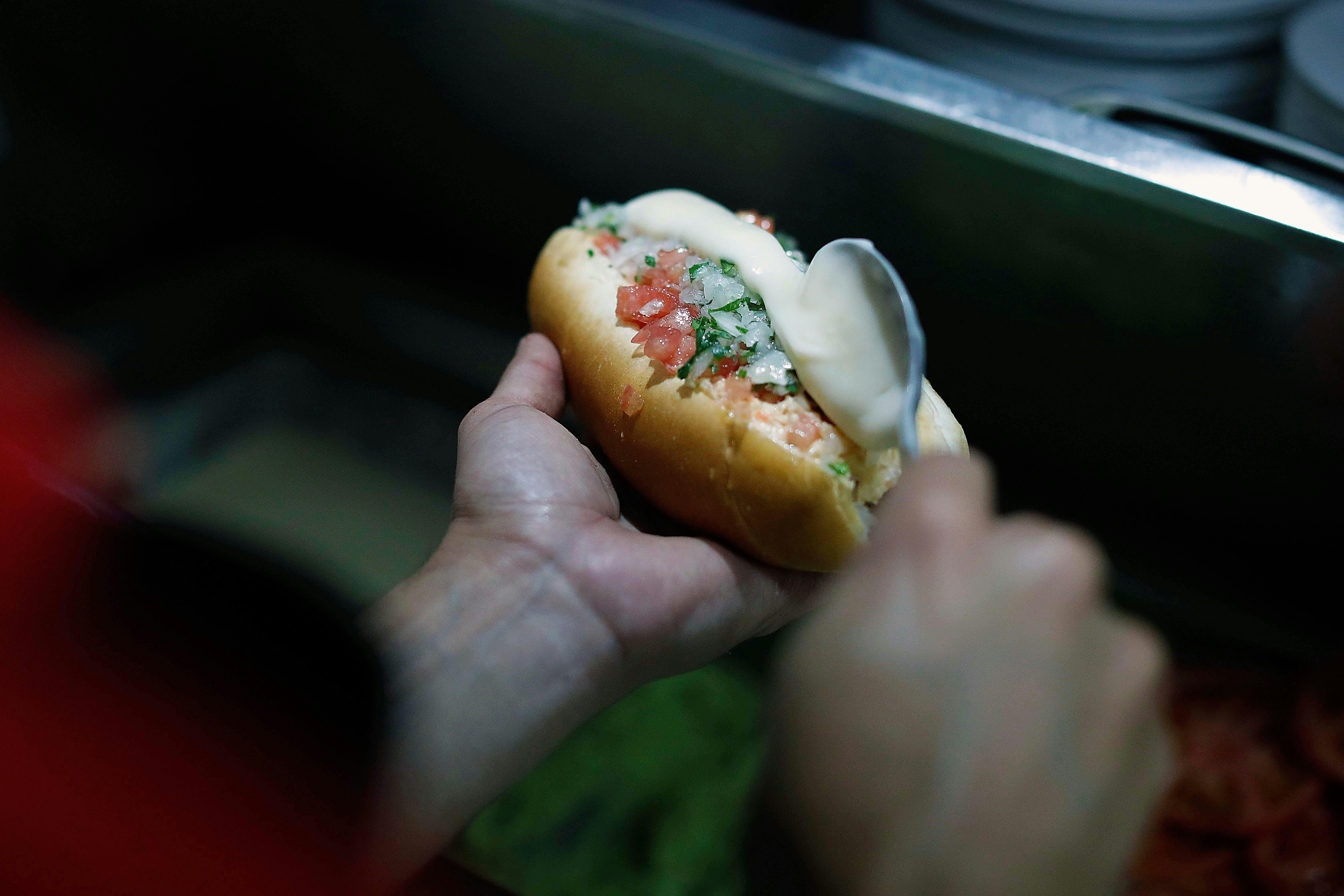 El completo fue seleccionado entre los mejores hot dogs del mundo