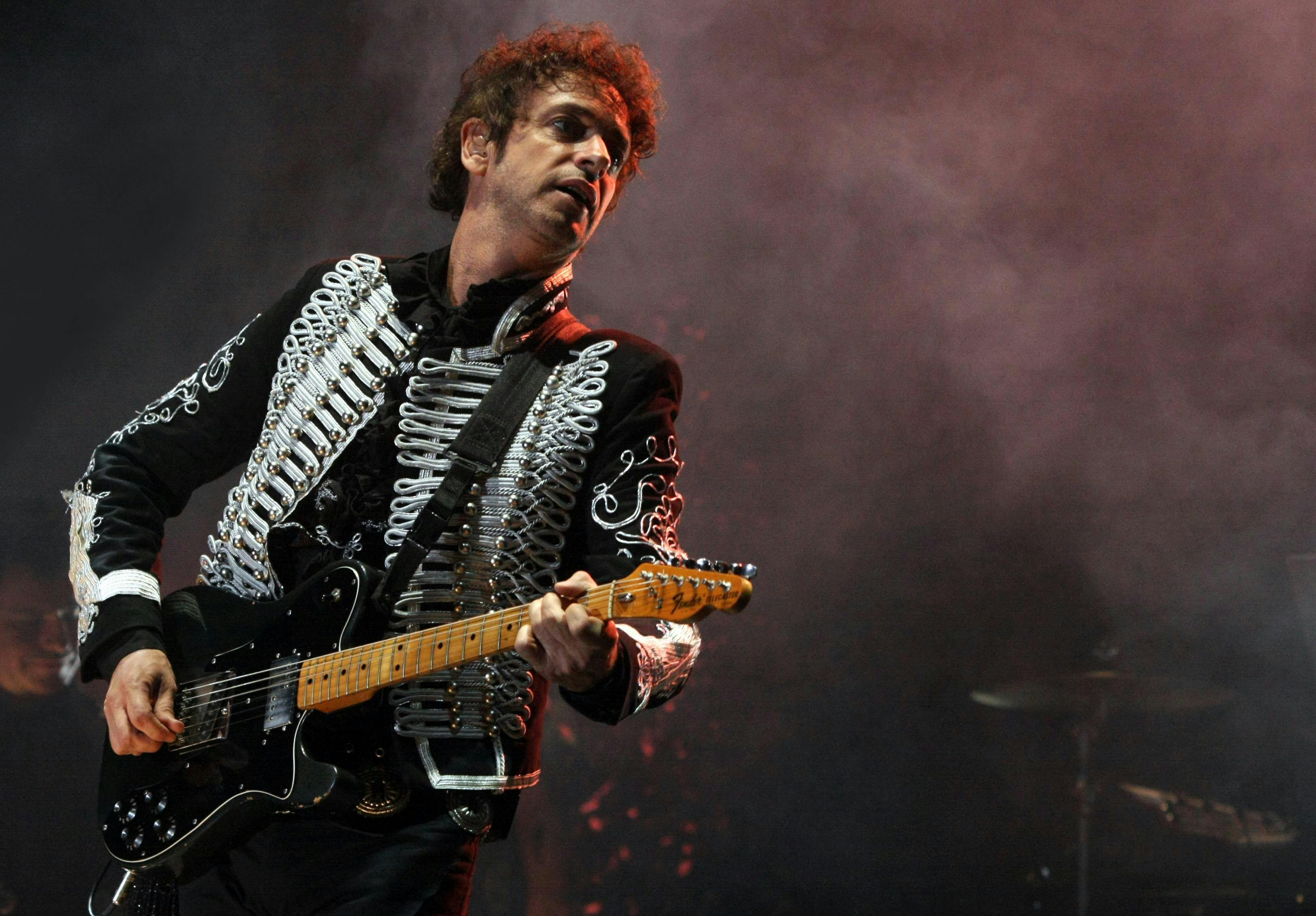 “Me siento medio mal”: La cronología de las últimas horas de Cerati antes de caer en coma