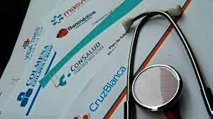 Exsuperintendente de Salud y millonario pago de las isapres: “En 8 o 15 años quizás se podría saldar una deuda así”.