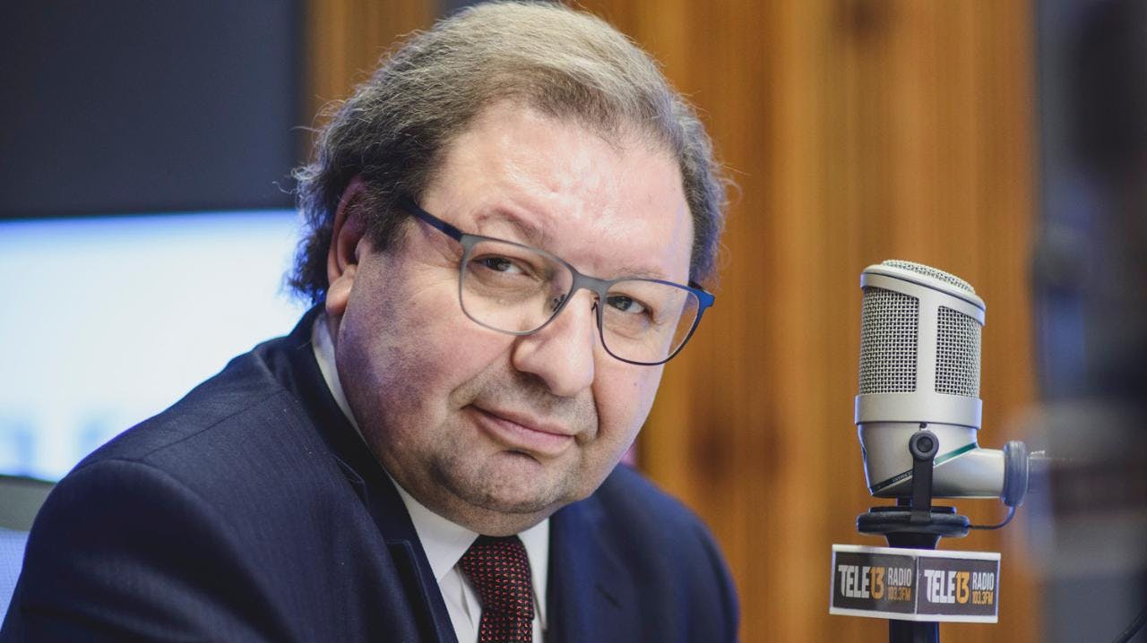 Ascanio Cavallo por la renuncia de Patricio Fernández y el escenario ad portas del 11 de septiembre