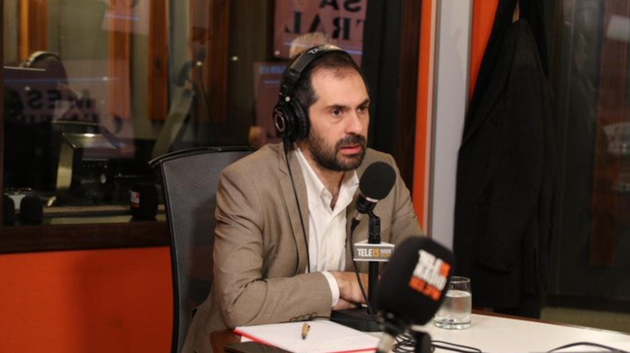 Ministro de Economía por dichos de Boric sobre el capitalismo: “Es una expresión política, muy honesta, pero nada tiene que ver con la ejecución del programa político y económico del Gobierno”