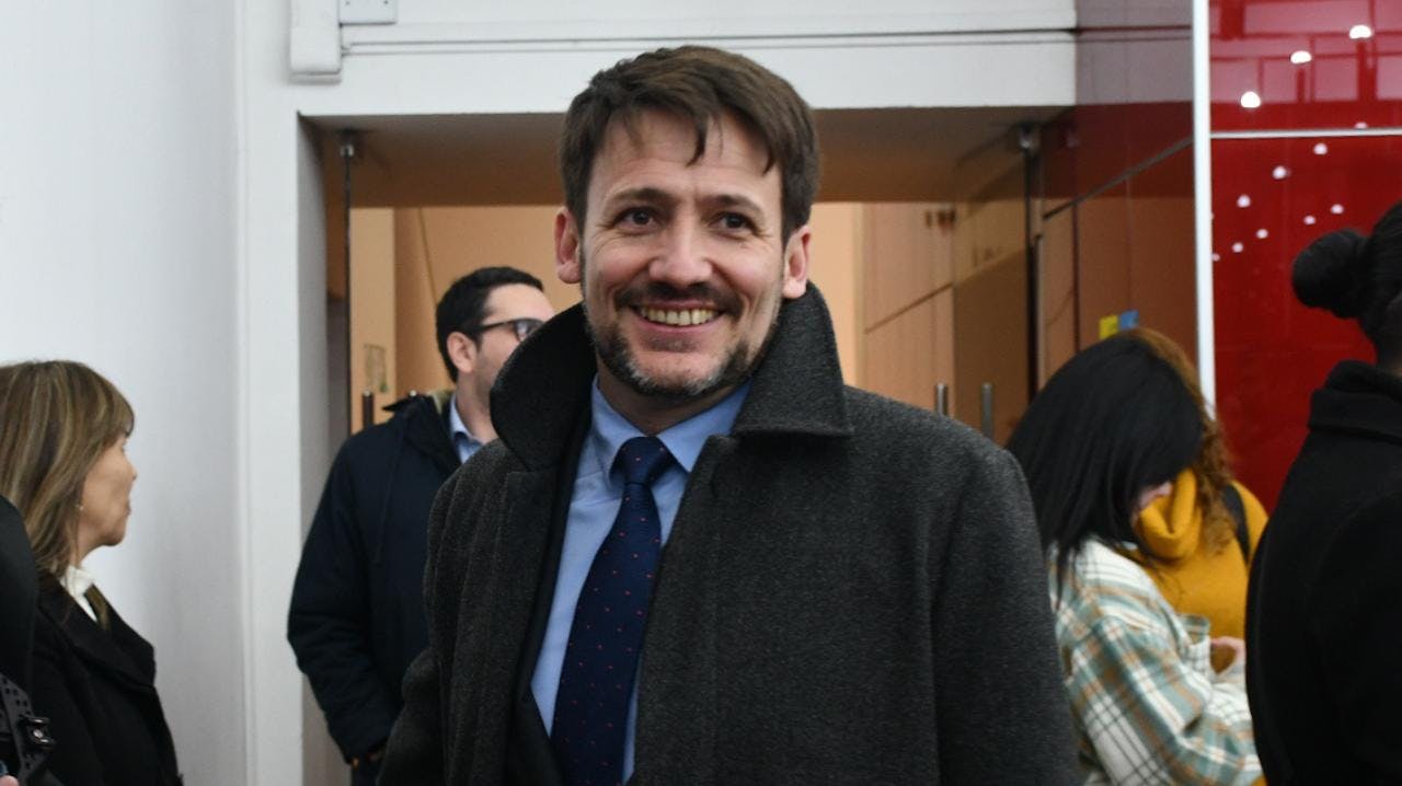 Ministro de Energía por proyecto de transición energética: Cuando uno hace un análisis de costo beneficio, esta es una política pública que beneficia a los consumidores