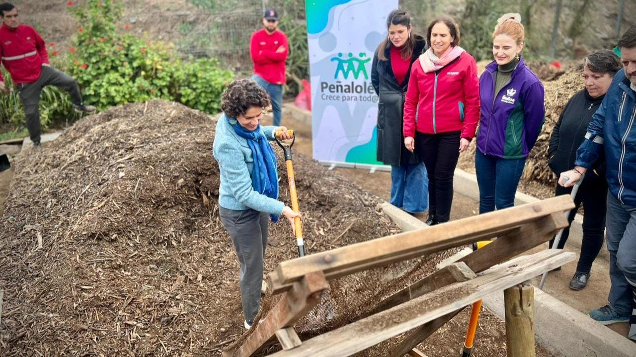 Ministra Rojas por proyecto de ley de reciclaje de residuos vegetales: La infraestructura para una planta de compostaje es muchísimo menor que construir un relleno sanitario