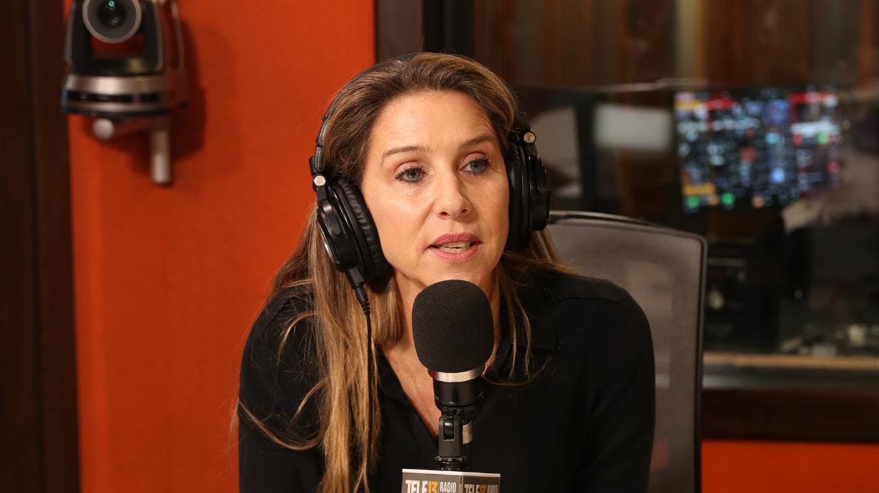Presidenta de la Comunidad Judía en Chile sobre Hamás en Gaza: “Hay kilómetros de túneles bajo tierra donde podría estar la gente protegiéndose, en vez de eso los tienen arriba como escudos humanos”