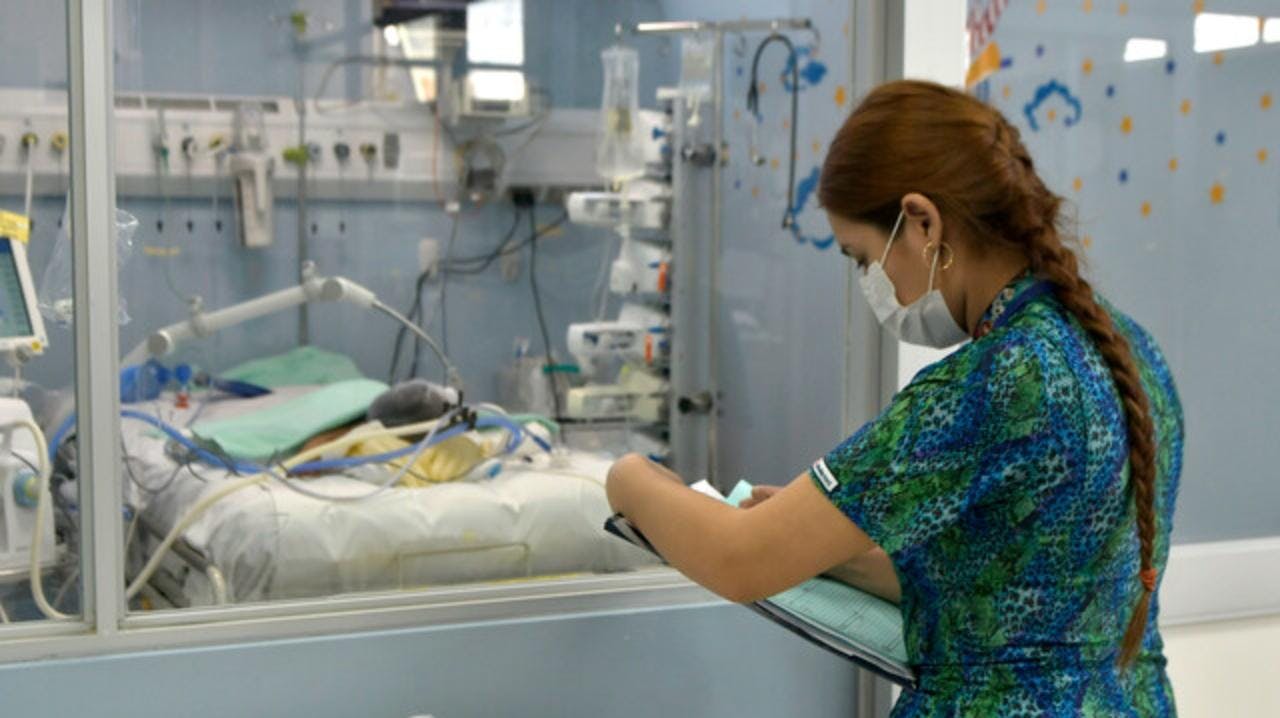 Académico UFRO por desigualdad en la distribución de médicos especialistas: Entre la RM, Biobío y Valparaíso tienen casi el 70% de los médicos