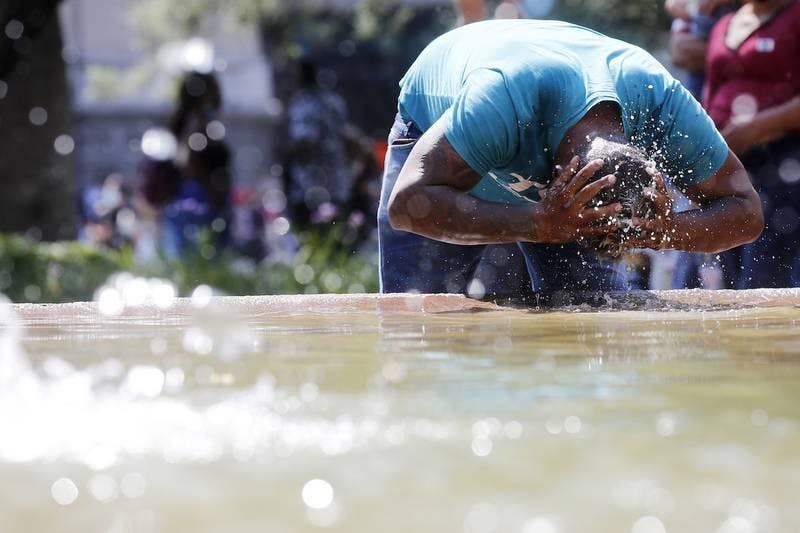 Magdalena Gil, investigadora de CIGIDEN, sobre altas temperaturas: En Santiago ha muerto gente por golpe de calor