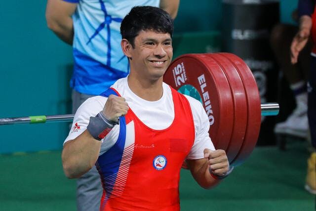 Jorge Carinao, medallista de oro en levantamiento de pesas: La gente afuera no te apoya de la misma manera que acá