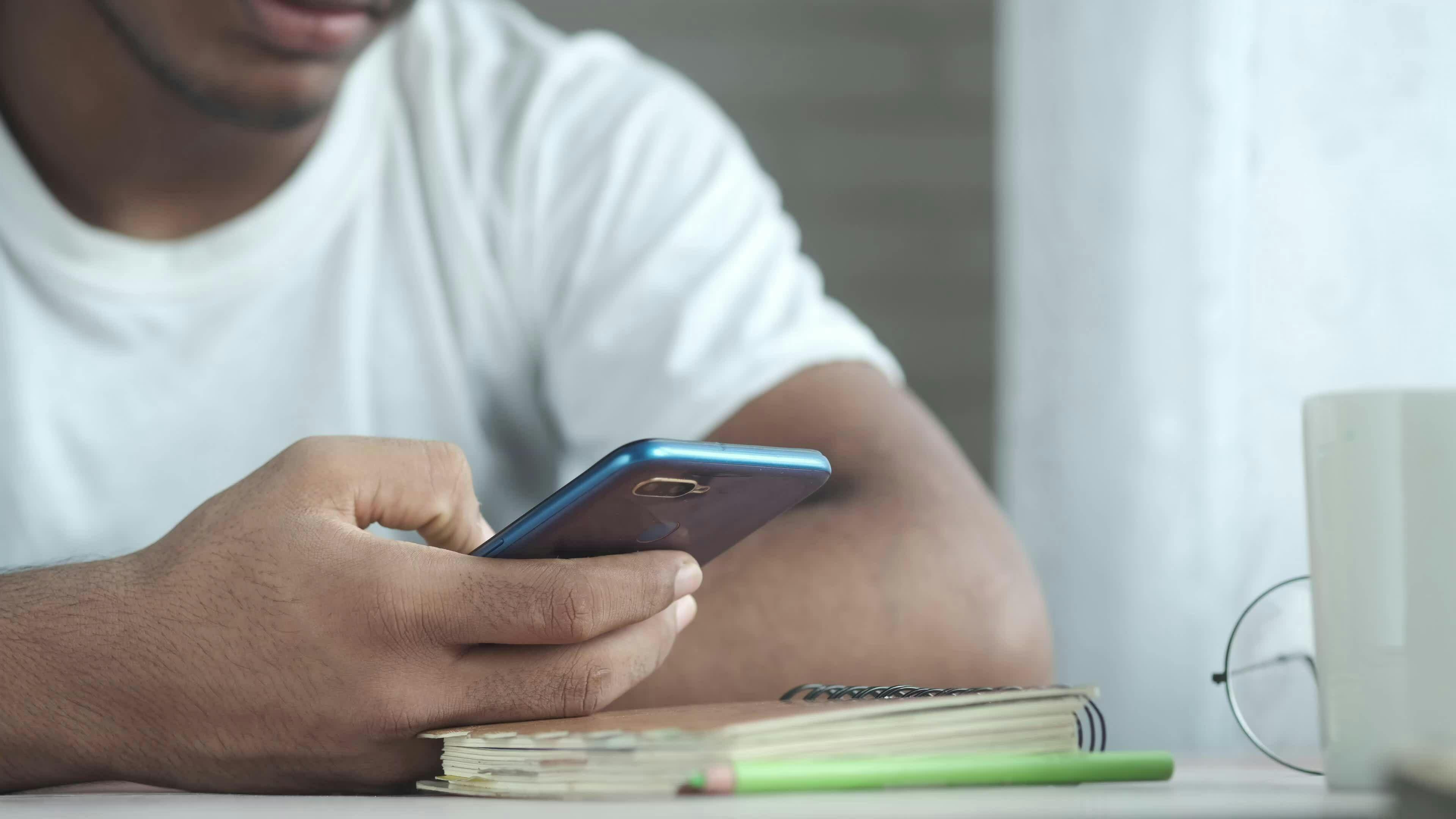 Académica UNAB por app para pacientes con cáncer: “La idea es en un solo lugar entregar información en distintos formatos, disponible 24/7”
