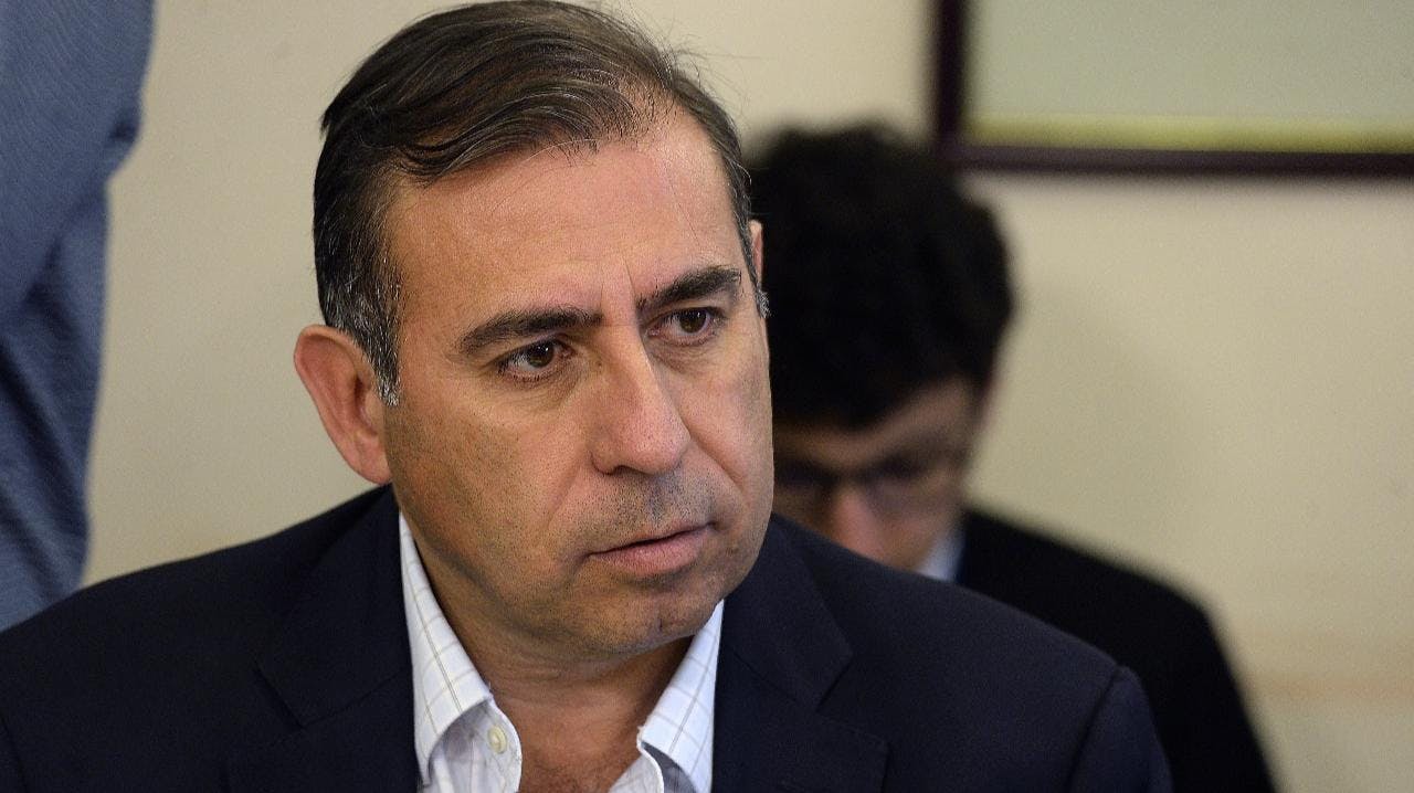 Senador Gahona (UDI) por ley corta de isapres: “La caída de las isapres podría provocar la caída del sistema de salud privado, especialmente en las clínicas”