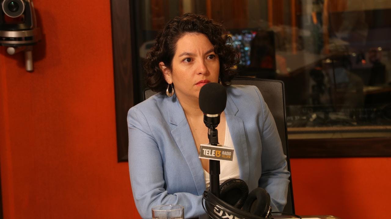 Ministra de Desarrollo Social por ayudas tempranas tras incendios: “Alrededor de 2.500 personas que han sido afectadas en su actividad laboral”