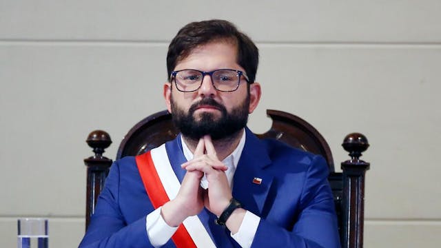 Axel Callís: "Lo que llevó a Boric al poder fueron promesas y un programa que hasta ahora no se ha realizado."