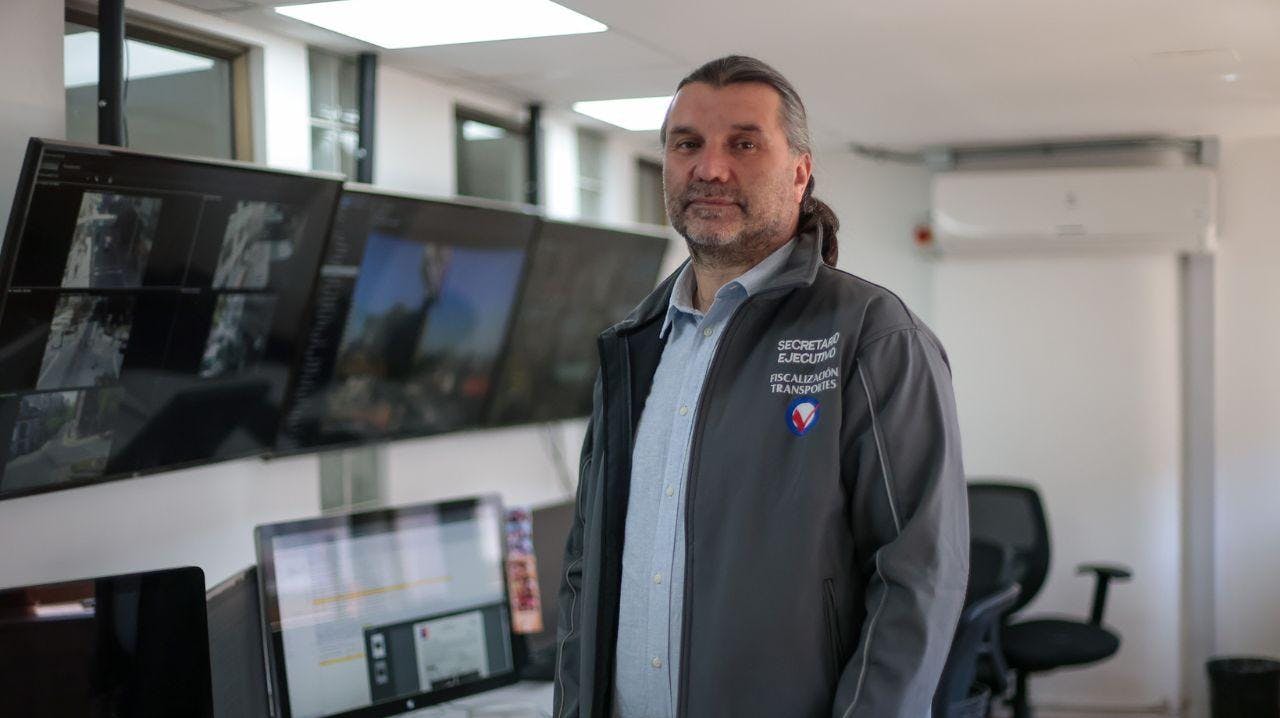 Óscar Carrasco, jefe nacional de fiscalización: “Hemos retirado 580 vehículos del aeropuerto, de los que 450 eran informales ejerciendo labores de transporte privado”