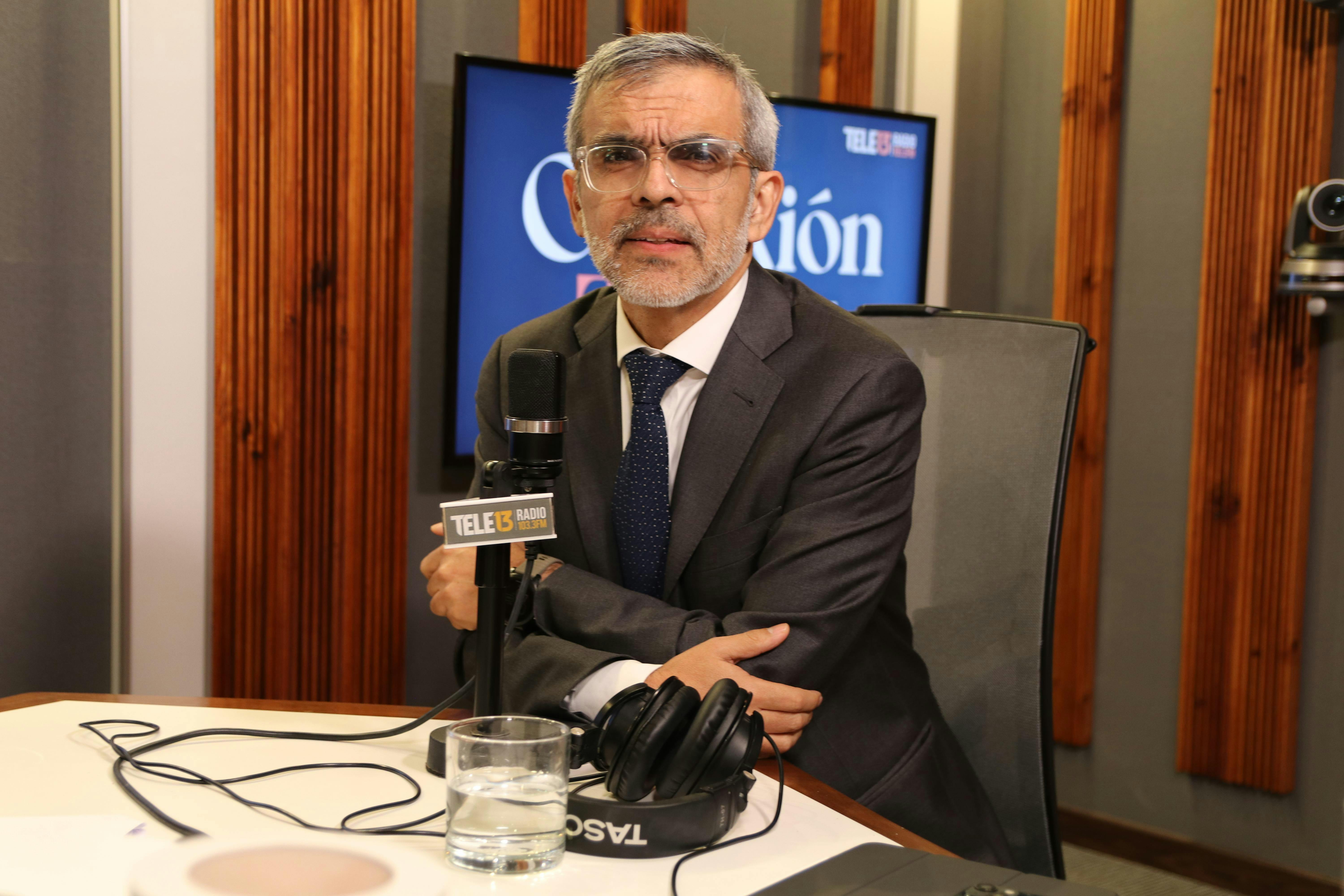 Ministro de Justicia por reconocimiento de “error” por parte del Presidente Boric tras indultar a Luis Castillo: “Es una responsabilidad muy grande para que recaiga en una sola persona”