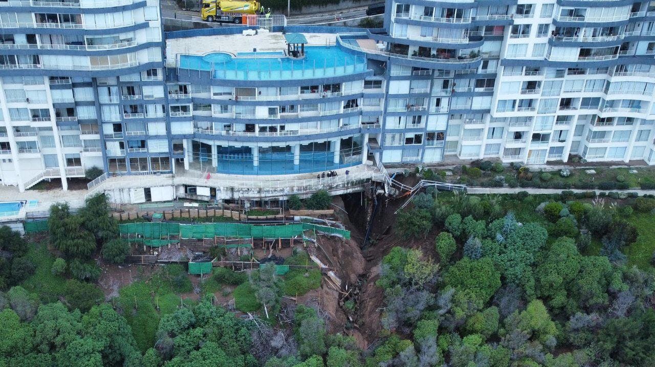 Académico U. de Chile por nuevo socavón en Viña del Mar: “Uno tiende a sospechar de que el agua aquí está jugando un rol importante”
