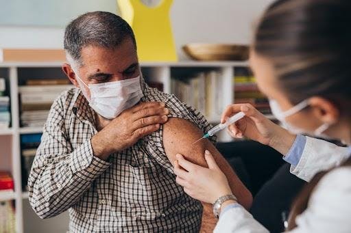 Tomás Pérez Acle: Ya pasamos el primer peack de influenza