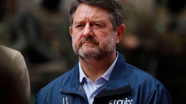 Claudio Orrego: "No podemos tolerar que las viviendas se inunden".