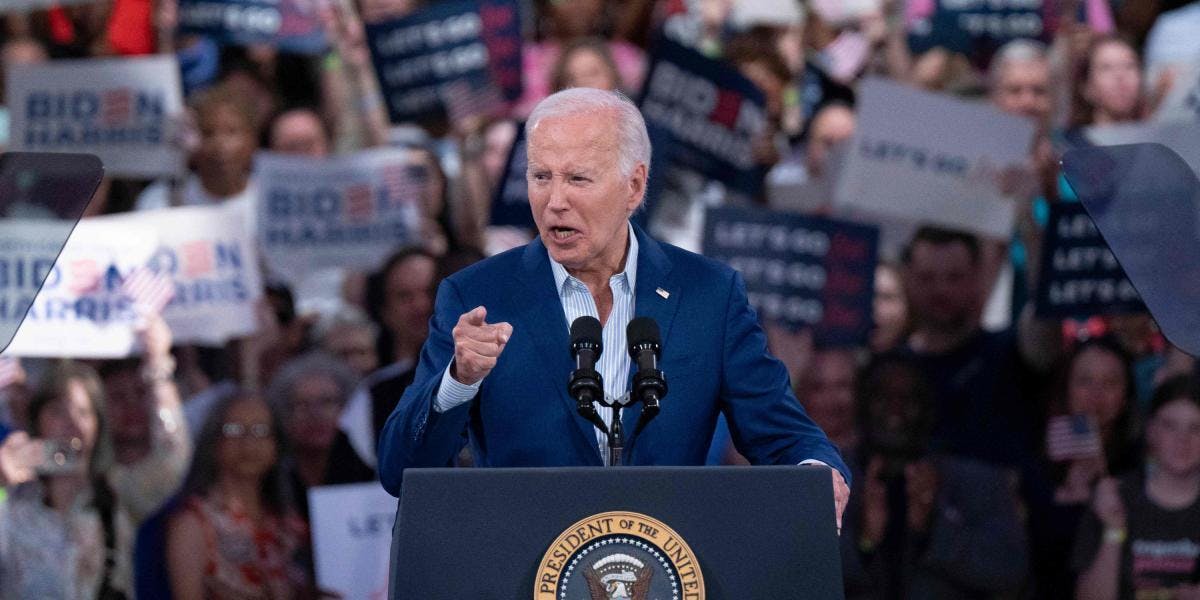 Guido Larson: Veo improbable que Biden salga. Se ha dado una nueva orientación a su campaña. Más que la vejez, se muestran sus éxitos políticos”