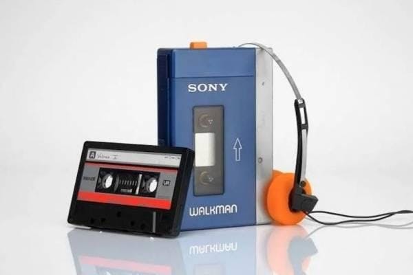 La historia del Walkman en Chile: A 45 años de un invento que nos cambió la vida