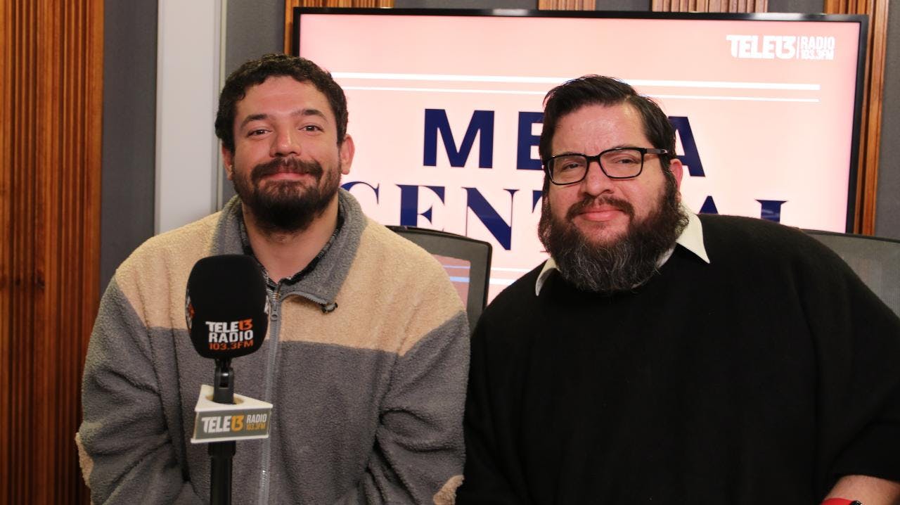 Álvarez y Valenzuela por la situación de la democracia y el debate en torno al alza de las cuentas de la luz