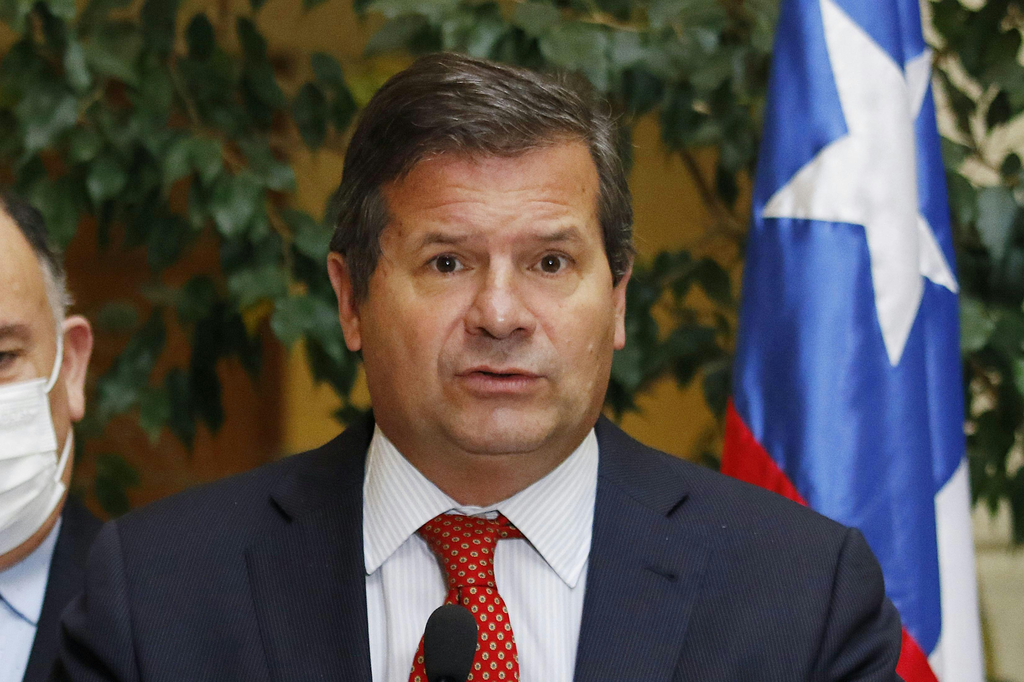 Jefe de bancada de la UDI por proyecto para suprimir voto de residentes extranjeros: “Esto se está tornando en una verdadera anarquía y está debilitando la democracia”
