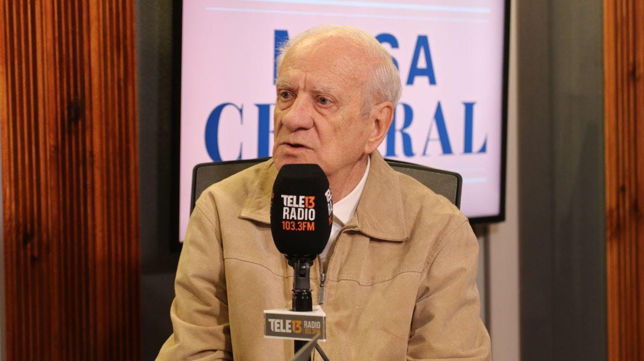 Exministro de Salvador Allende por elecciones en Venezuela: “Mucha gente estaba esperando el resultado, unos para volver y otros para escaparse”
