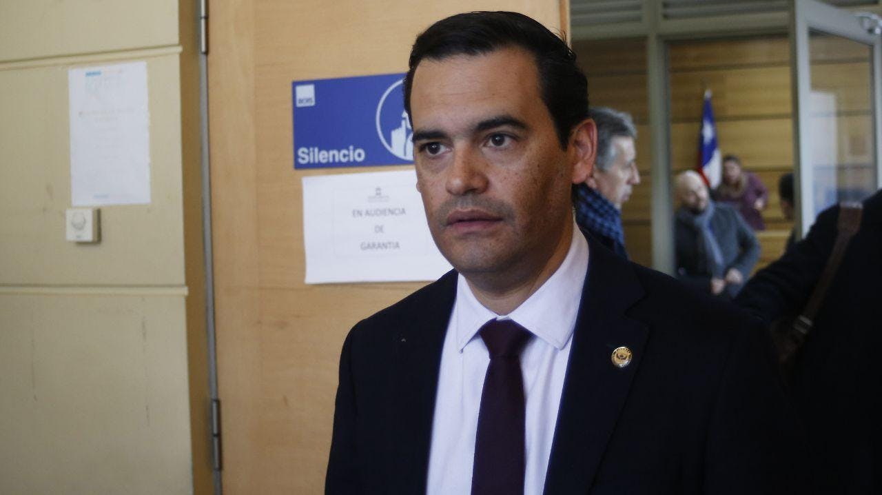 Fiscal de La Araucanía por crimen de carabineros en Cañete: “No creemos que solo hayan participado cuatro personas, puede ser un número mayor”