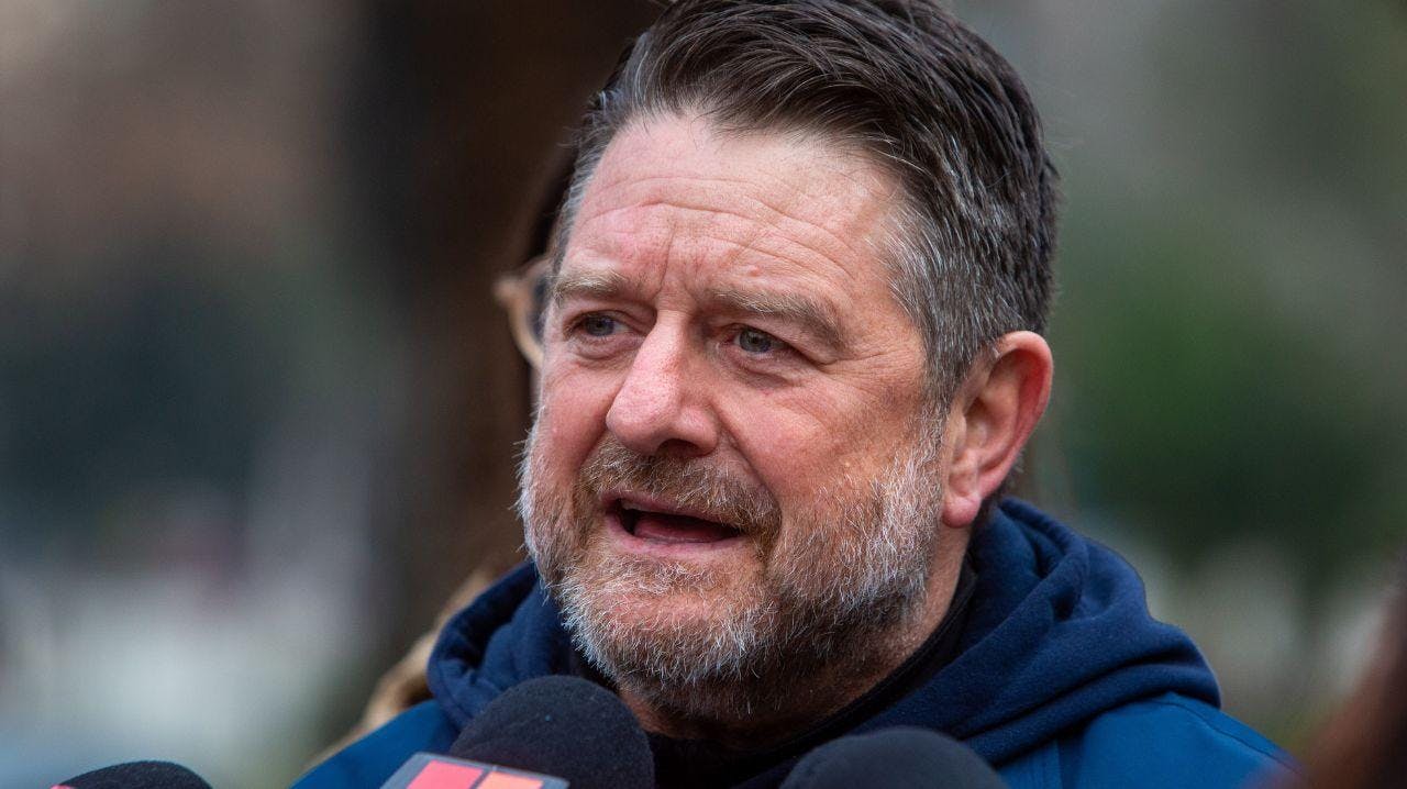 Gobernador Orrego por desempeño de empresas eléctricas en sistema frontal: “Enel ha tenido un comportamiento menos bueno que el de CGE”