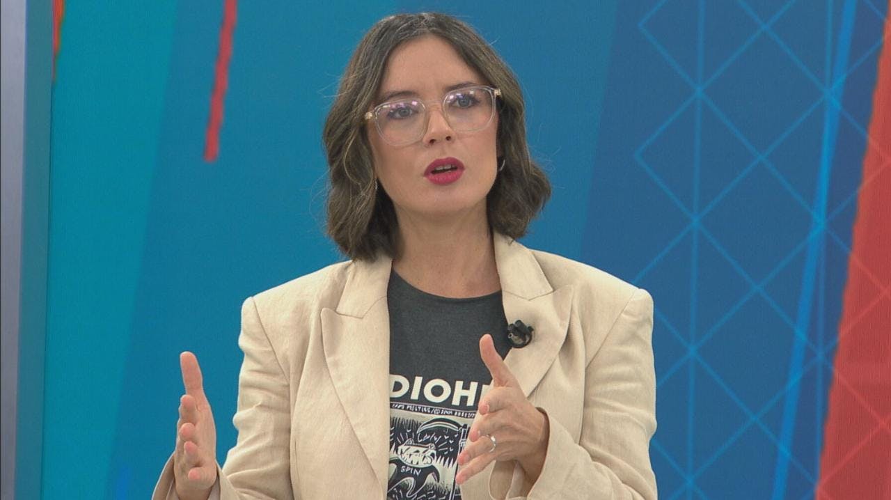 Ministra Vallejo rechaza eventual candidatura presidencial: “No voy a dejar mi labor con el presidente. Mi voluntad es acompañarlo hasta el último momento”