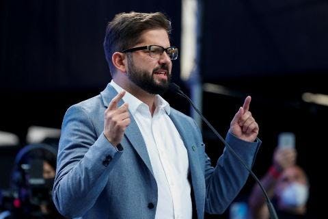 Rodrigo Mayorga y aumento de aprobación de Boric:  Ha habido un buen desempeño. Y los casos de Venezuela y Enel han sido muy ilustrativos