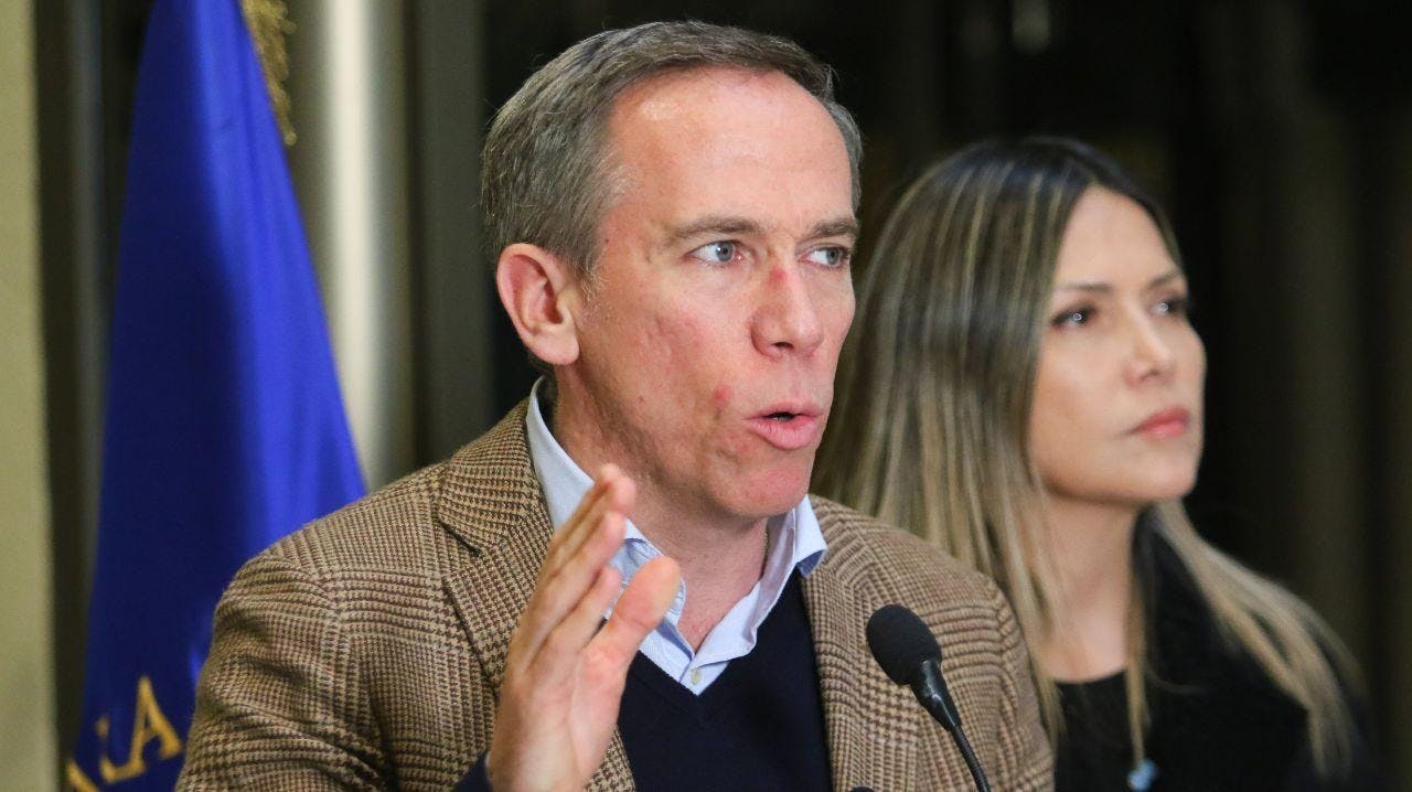 Alessandri (UDI) por aprobación de veto presidencial que permite realizar elección en dos días: No se pudieron cambiar las reglas a última hora como el gobierno quería