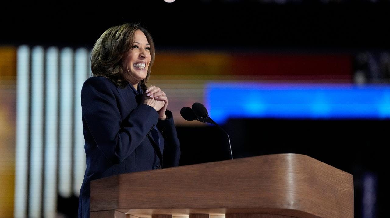 José María del Pino por la intervención de Kamala Harris en el cierre de la Convención Nacional Demócrata