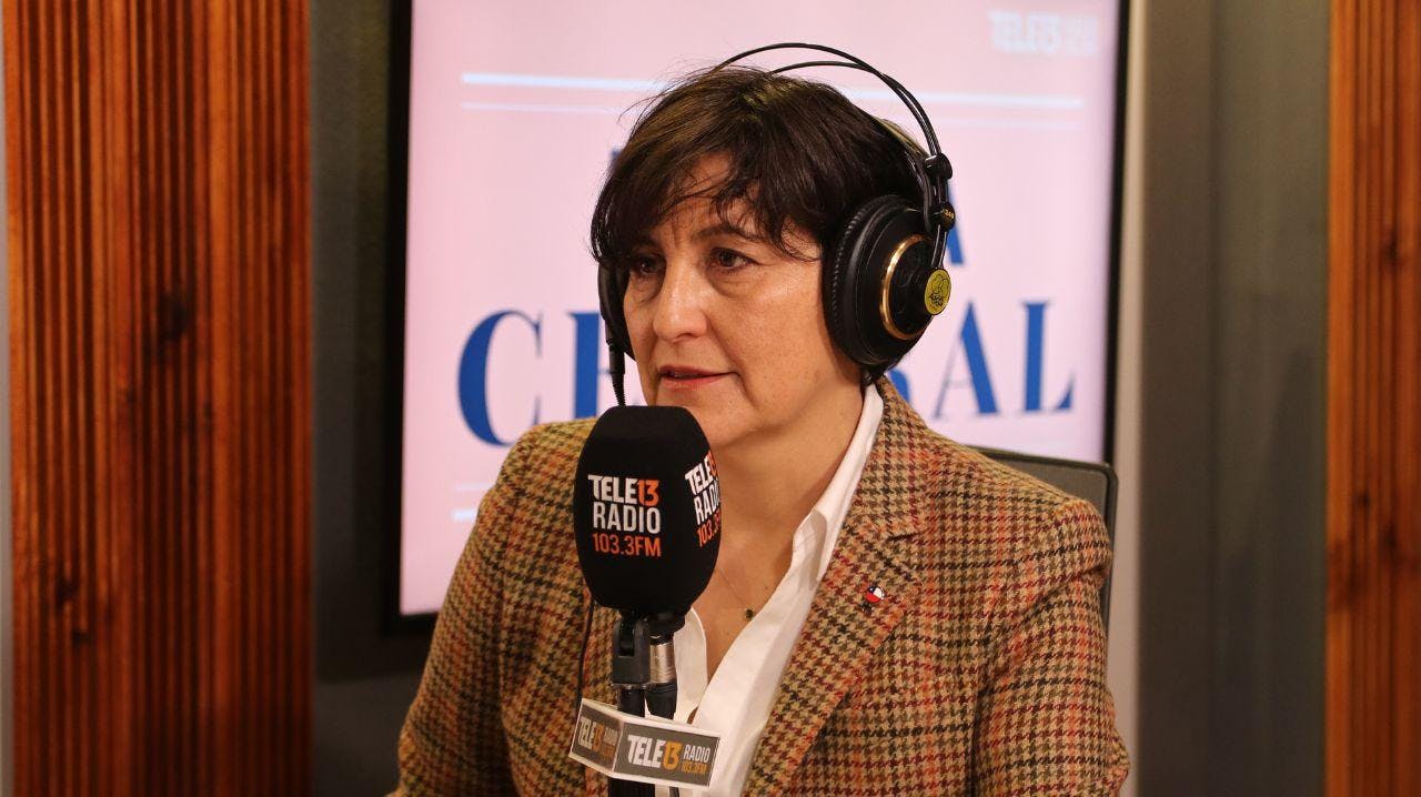 Ministra Aguilera por listas de espera: Es la prioridad número uno del Ministerio (...) Es una situación estructural en el país que se agravó con la pandemia”