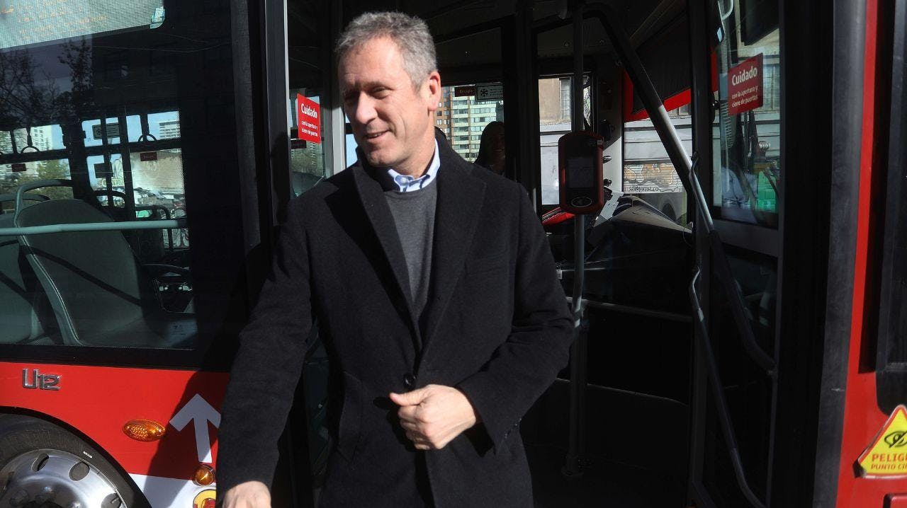 Ministro Muñoz por Ley de Subsidio del Transporte Público: “La idea es levantar el estándar y que las personas de regiones no sientan un contraste tan grande”