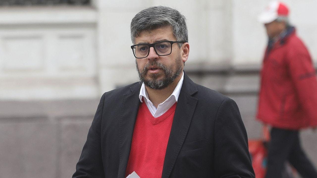 Diputado Araya (IND-PPD) por liberación de 23 detenidos en Ovalle: “La pregunta es de qué lado está ese magistrado”