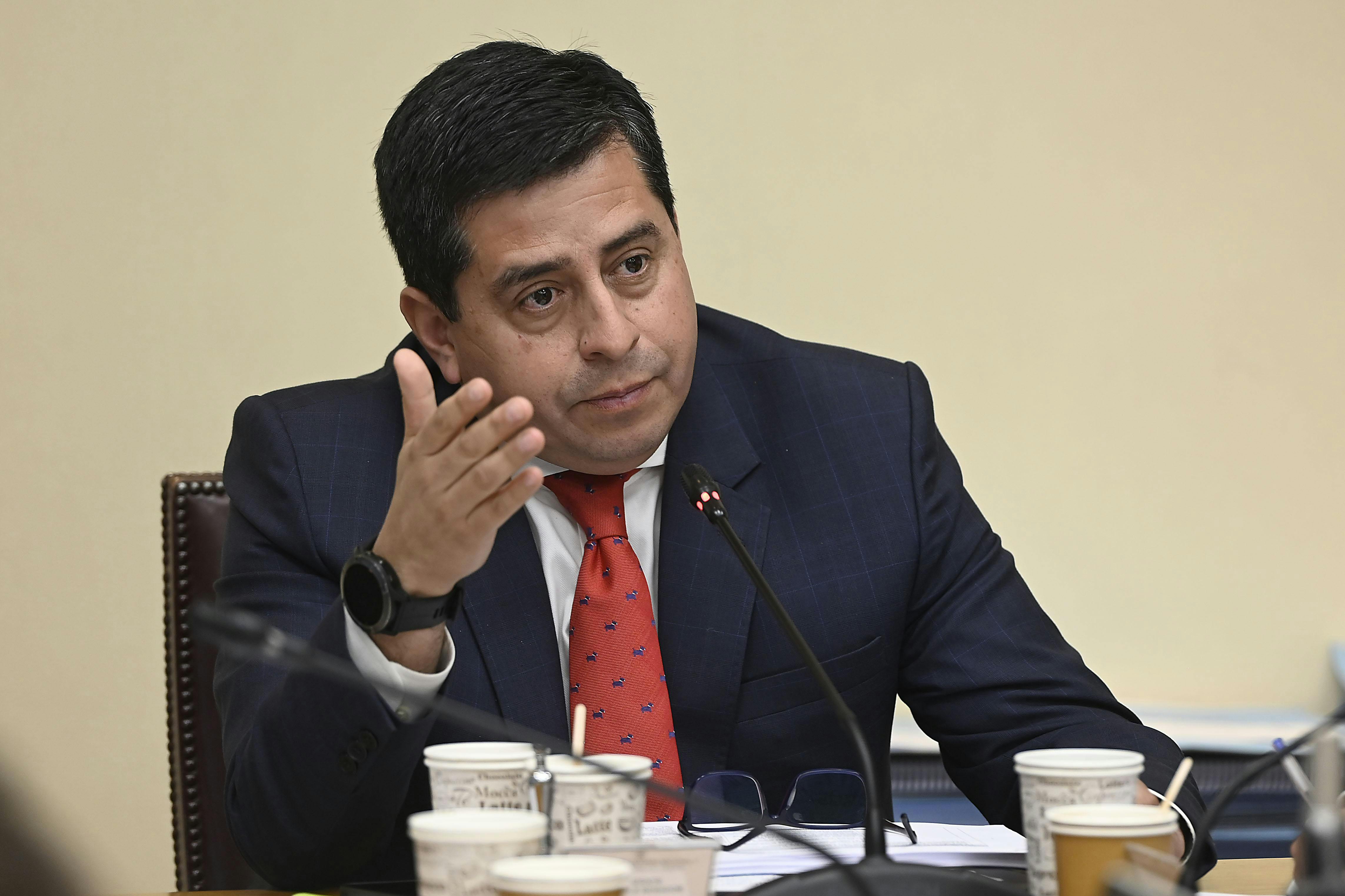 Presidente de la Comisión de Defensa del Senado por dichos de Iturriaga sobre financiamiento de soldados: “Vamos a citar al general para que entregue una explicación”