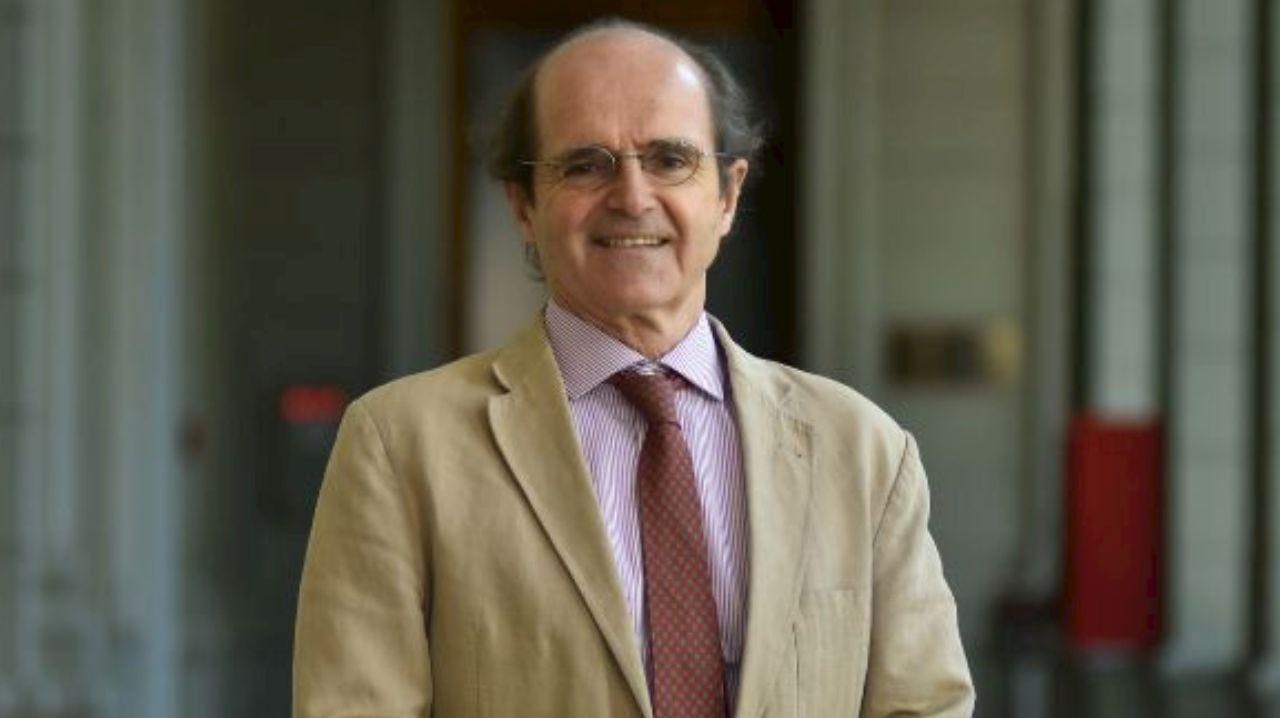 Dir. Centro de Políticas Públicas UC por impacto del Caso Convenios: “Aquí el problema no es tanto las fundaciones, sino los destinatarios de los servicios”