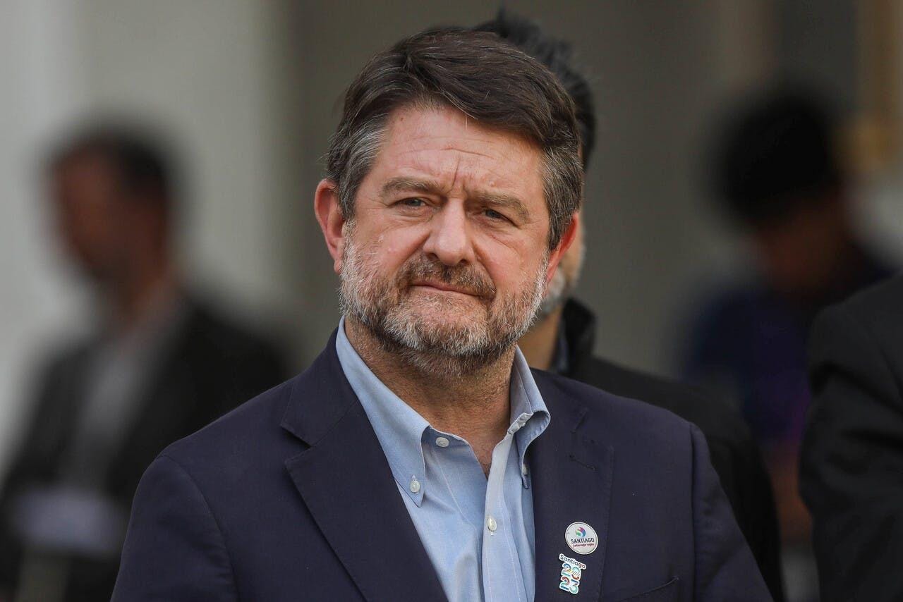 Claudio Fuentes: Si Claudio Orrego obtiene sobre un 55% de los votos este domingo, podría quedar instalado como una figura presidenciable