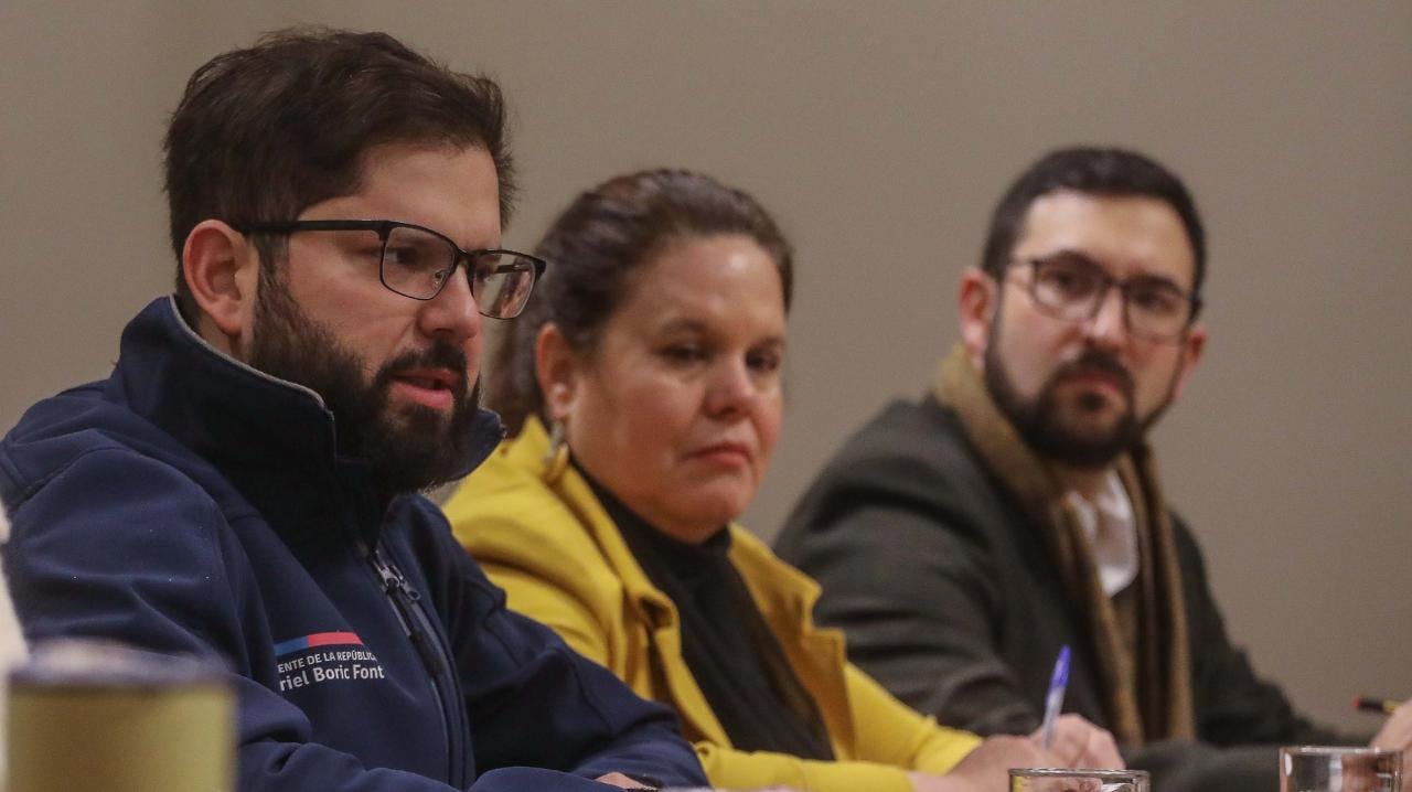 Las renuncias de Fernández y Crispi y el tercer aniversario del Gobierno del Presidente Boric