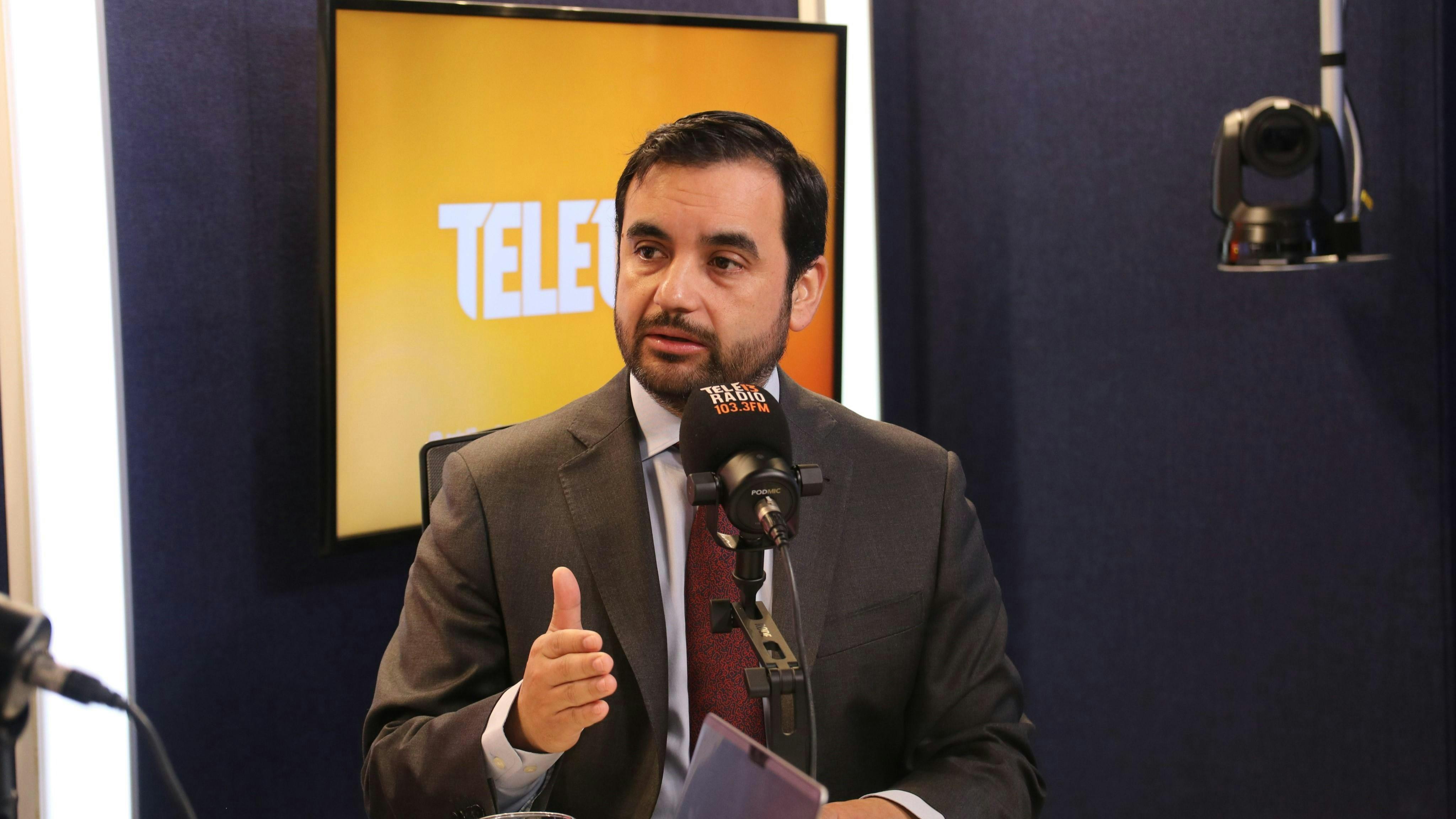 Ministro de Justicia por solicitud de intervención teléfono del Pdte Boric: "Se pueden generar tensiones entre las instituciones, pero es importante que estas funcionen”