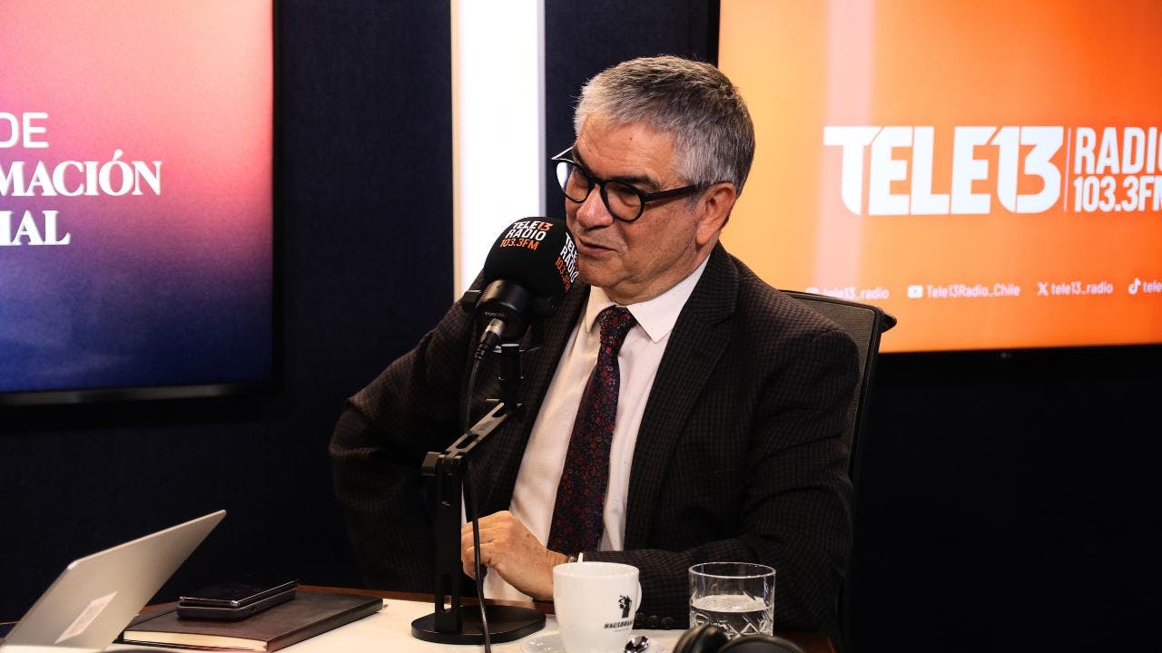 Ministro Marcel: "Veo una cierta involución de la derecha, mucha nostalgia de los 80"
