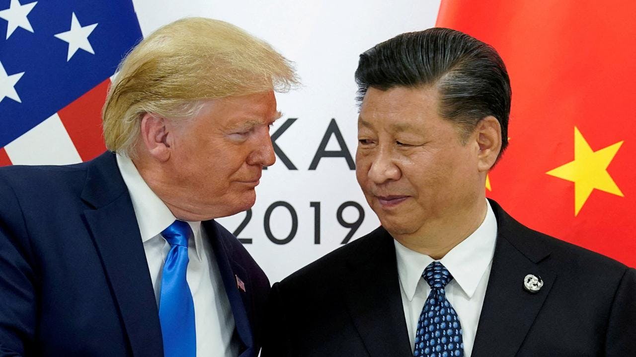 Donald Trump dice que es "extremadamente difícil" negociar con el gobierno chino de Xi Jinping, en medio del debate por los aranceles