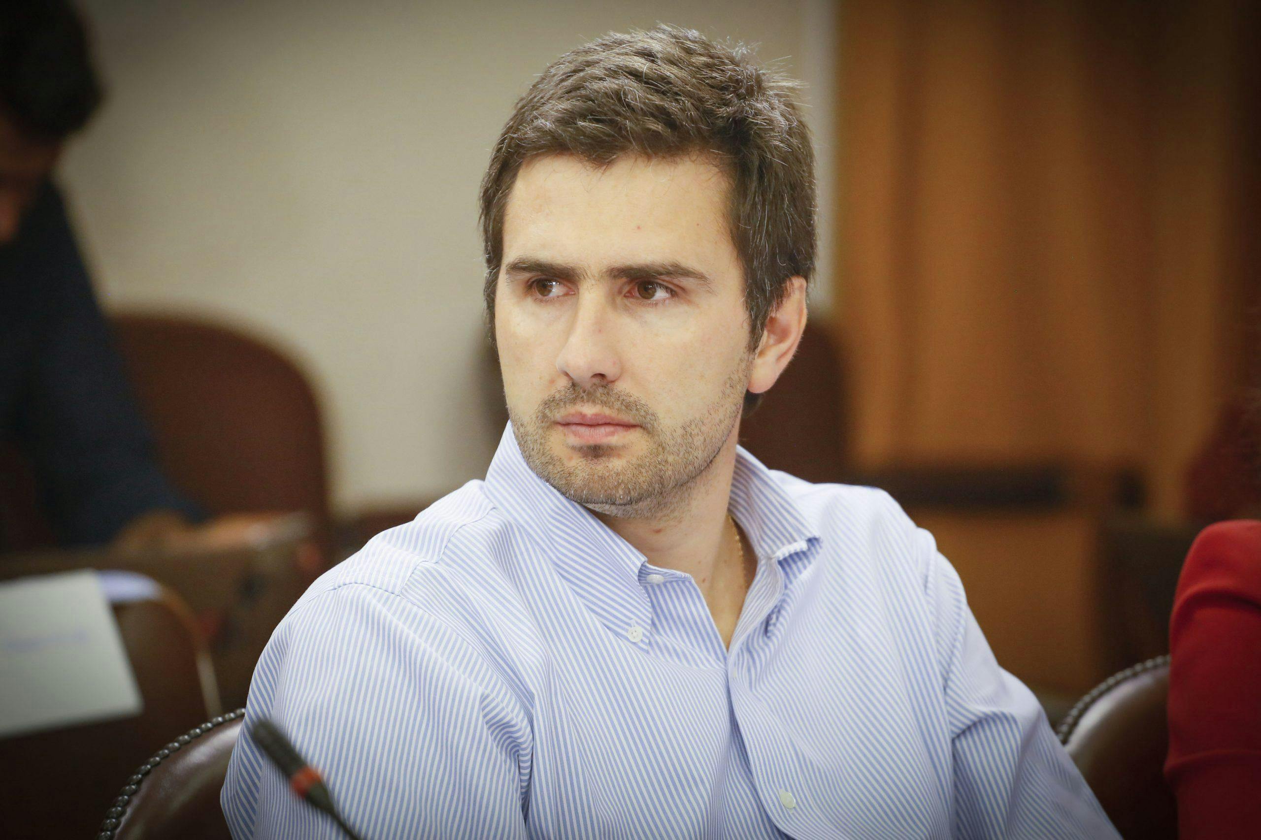 Jefe de campaña de Matthei: “Tenemos tuits de funcionarios de Gobierno que atacan a nuestra candidata”