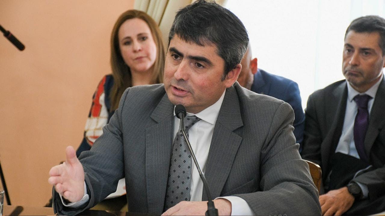 Fiscal regional de Magallanes y causa en tragedia de Hércules C-130: "No es una causa en contra de la Fuerza Aérea, es una causa en contra de personas naturales"
