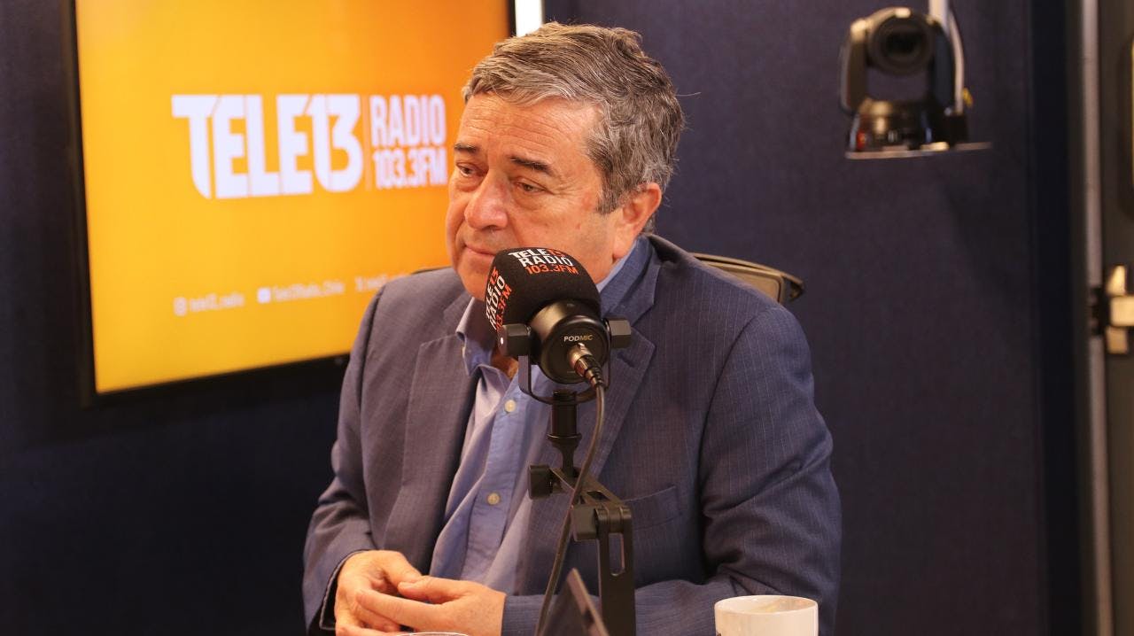 Senador Coloma (UDI) por presidenciales: "La mayor garantía de ganar la elección está dada por Evelyn Matthei, porque es más competitiva y congrega a más gente"