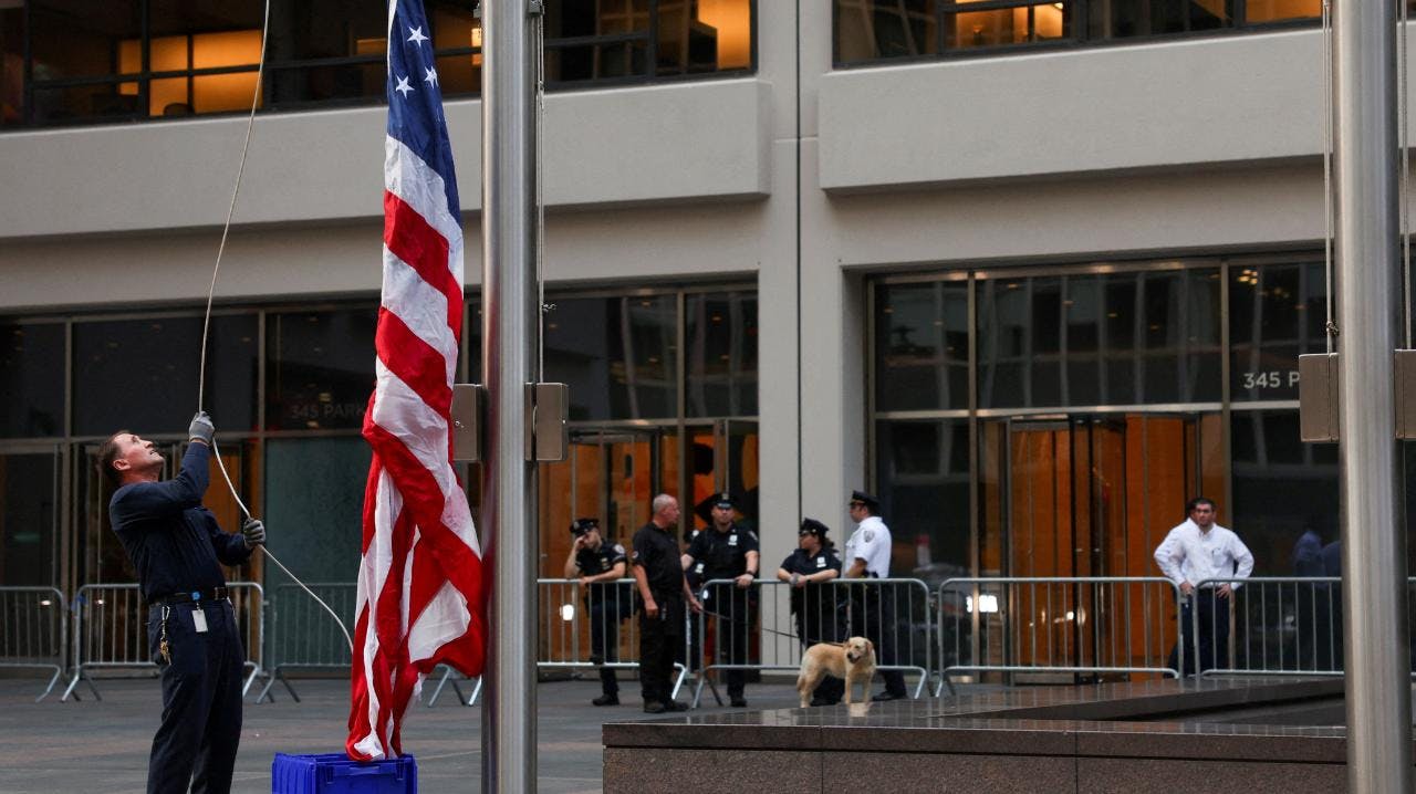 Un atentado en edificio de oficinas de Nueva York deja al menos cinco personas fallecidas, incluyendo a un ejecutivo de Blackstone