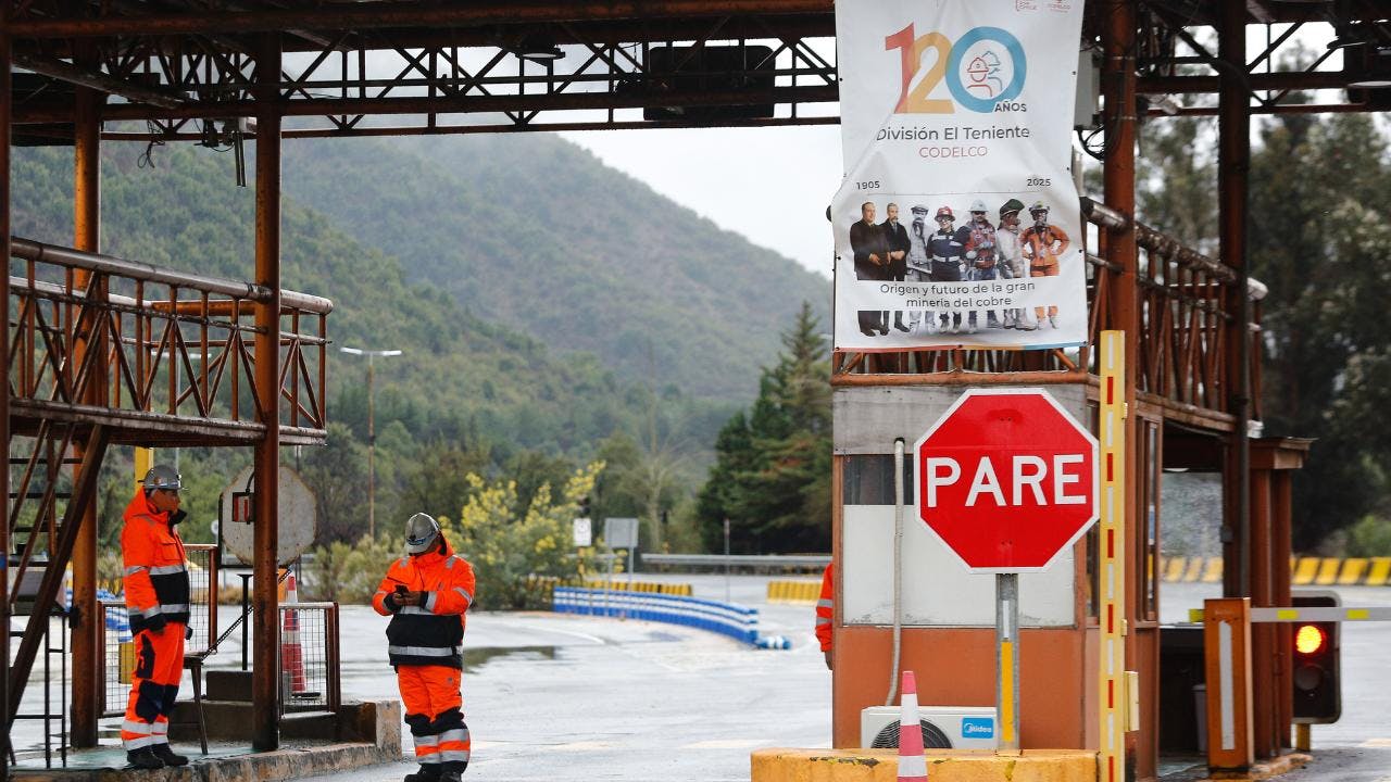 Evalúan sanciones a Codelco: Gobierno paraliza totalmente operaciones en mina El Teniente