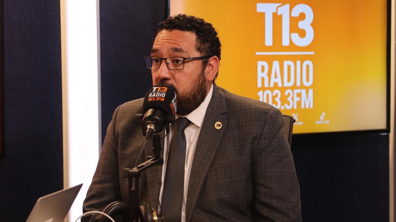 Ministro Cataldo: "Quiero construir un mecanismo para que luego no estemos lamentando el no tener profesionales"